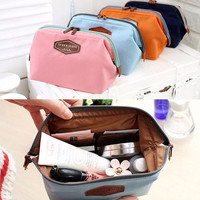 Jual Iconic Frame Pouch / Mini Comestic Pouch / Tas Kosmetik MURAH MERIAH Murah