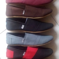 Jual Sepatu TOMS sol Karet Tanpa Box Murah