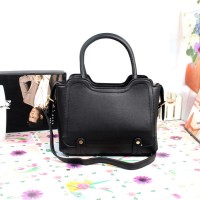 tas sale import wanita murah bagus kulit kokoh hitam polos selempang