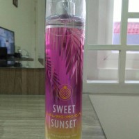 Jual Bath and Body Works Fine Fragrance Mist Sweet Summer Sunset 236ml. Murah