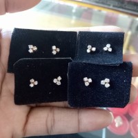 Anting Berlian Medan Model Mata 3 kecil