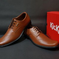 Sepatu Kerja Kantor Pria Kickers Pantofel Semi Kulit / Murah