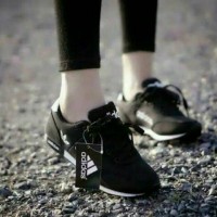 HOT MURAH!! Sepatu Adidas Black bukan Nike COnverse Airwalk