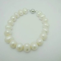 Gelang mutiara tawar asli