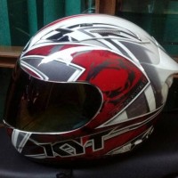 Helm KYT RC SEVEN bekas, jarang pakai.