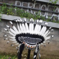 Topi Indian White Black Doom