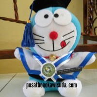 Jual Boneka Wisuda Doraemon | Hadiah Wisuda Boneka Doraemon | Kado Wisuda Murah