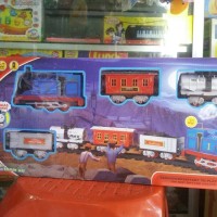 Jual Mainan Kereta Api rel baterai Thomas keluar Asap Suara Lampu MURAH Murah