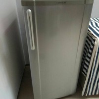 Kulkas Bekas Samsung 180 liter