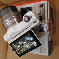 Jual Sony Alpha A5000 Fullset White Mirrorless Murah