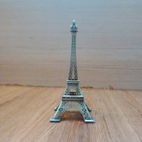 Jual Miniatur Menara Eiffel Paris 25cm Murah