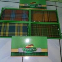 Jual SARUNG ATLAS FAVORIT 500 SARUNG DEWASA oleh-oleh haji grosir Murah