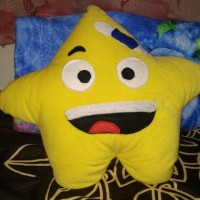 Jual Boneka, Boneka Smile, Bantal Smile, Model Bintang kebacok Murah
