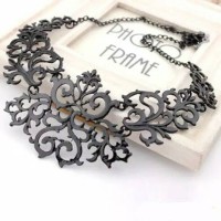 Jual Kalung Bib Vintage Bentuk Bunga Berlubang Cantik Elegan Murah