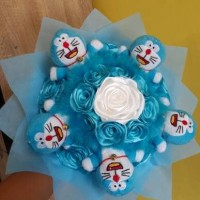 Jual Handbouquet Bucket Buket Bunga Boneka Doraemon Kado Wisuda Ulangtahun Murah