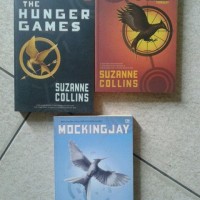 Jual Novel HUNGER GAMES. CATCHING FIRE. MOCKING JAY Murah