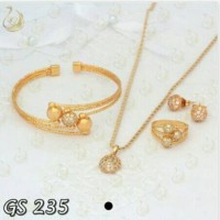 Jual ( GS 235 ) Set Perhiasan / Xuping / Lapis emas Murah
