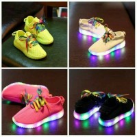 Jual Sepatu Kets IMPORT Yezzy Tali Raimbow Rope LED Keliling 4Warna 26-30 Murah