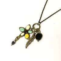 Jual Kalung Bunga Etnik Daun Flower Bali Vintage Silver Korea Impor Murah