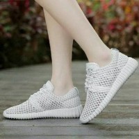 Jual SNEAKERS / SEPATU WANITA MURAH /WEDGES MURAH / HEELS MURAH /BOOTS Murah