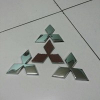 Jual emblem logo Mitsubishi tiga berlian pajero sport original Murah