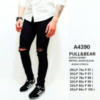 Jual RIPPED JEANS BLACK PULL & BEAR Murah