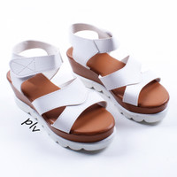 Jual Paling Murah Sandal Wanita Platform Wedges Ankle Strap DN12 Putih Murah