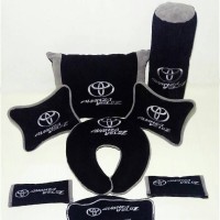 Bantal Aksesoris mobil Toyota Avanza Veloz Variasi