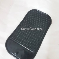 Jual Anti-Slip DashMat Sticky Pad Dashboard Mobil Phone / GPS / HP Holder Murah
