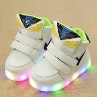 Jual SEPATU LAMPU ANAK FENDI LED SHOES Murah