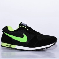 NEW Sepatu Sport Nike Wafle Trainer Hitam Ijo Stabilo / casual cowok c