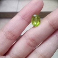 Jual batu peridot 2,50 karat Murah