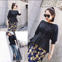 Jual Eyelets Sabrina T-Shirt Blouse Kaos Atasan Wanita BL103 Grosir Murah