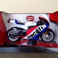 Jual Miniatur Motor Ducati World Cycle series maisto sport Diecast motor Murah
