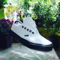 vans / sepatu distro