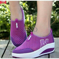 Jual Sepatu Wanita / Cewek Slip On W Ungu KND Murah