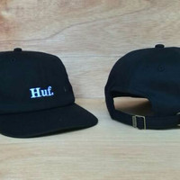 TOPI POLO CAPS HUF