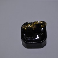 Cincin Kawin emas kuning 70% berat total 6 gram. Wedding ring