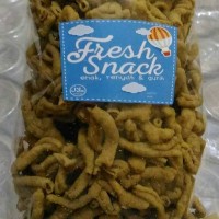 Jual Kripik Usus Ayam 1000gr 1kg Keripik Singkong pedas, kacang bawang Murah