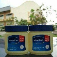 Jual Vaseline pure petroleum jelly (120 ml), original made in ARAB Murah