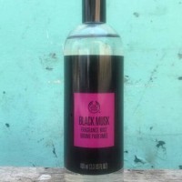 Jual The Body Shop Black Musk Body Mist 100ml Murah