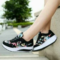 Jual Sepatu Bunga Hitam in06 Murah