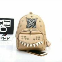 tas gendong wanita