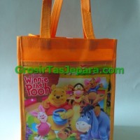 Jual tas kantong ulang tahun winni the pooh Murah