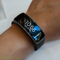Samsung Galaxy Gear Fit Smartwatch - Black