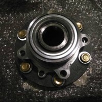 RUMAH BEARING RODA PAJERO SPORT DAKAR 2.5 L MITSUBISHI