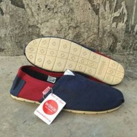 Jual sepatu wakai slip on navy merah unisex cewe cowo Grade original Murah
