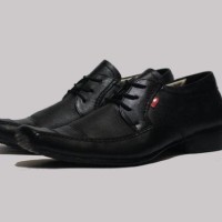 Jual Sepatu Formal Pantofel Kickers Pria/Sepatu Kerja Kantor Kulit termurah Murah