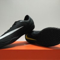 SEPATU FUTSAL - NIKE HYPERVENOM X PHELON III IC ORIGINAL 852563801