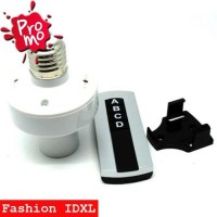 Jual 020 Socket Bohlam E27 220V dengan Remot Kontrol Murah